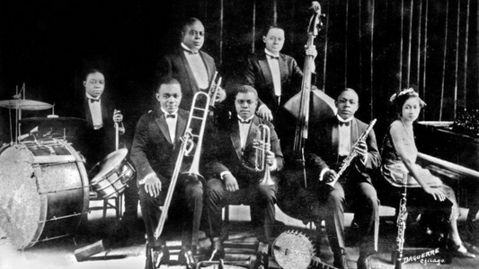 Chicago: The City That Breathes Jazz