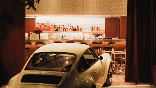 Voulkanizater — Athens’ Hi-Fi Hideaway
