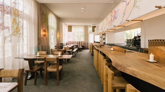 Goodbye Horses – Where Wine, Vinyl & Sound Converge in Islington