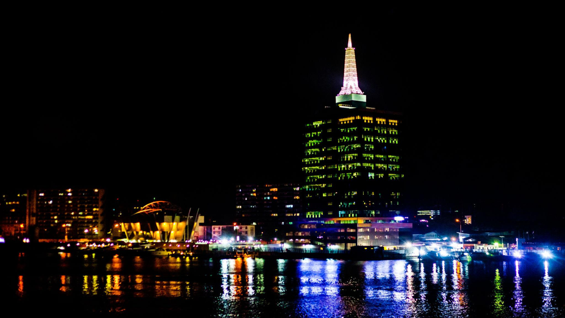 ナイジェリア — リズムは国家、音は遺産