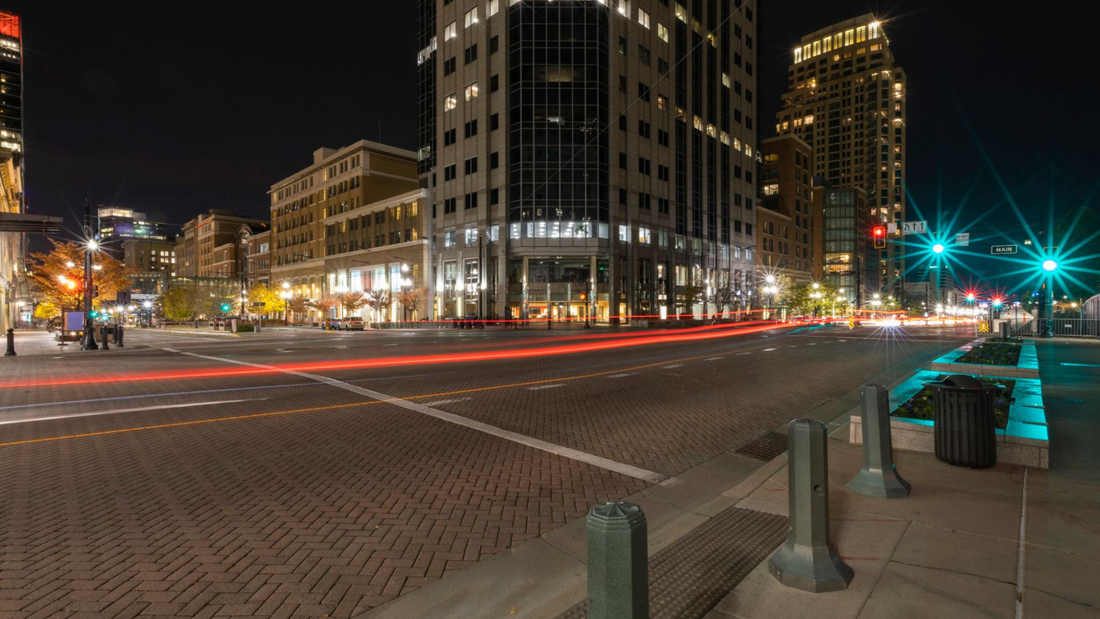 Salt Lake City Listening Bars — Mountain Air, Desert Light, Wide Open Sound — Tracks & Tales Guide