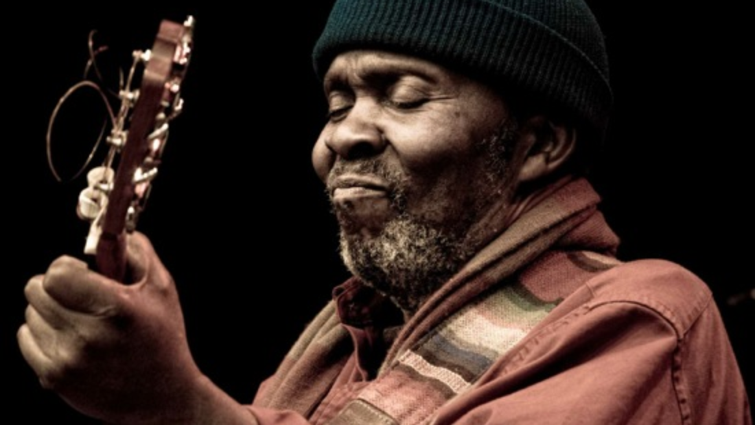 《专注之色》——特里·卡利尔与静谧之艺