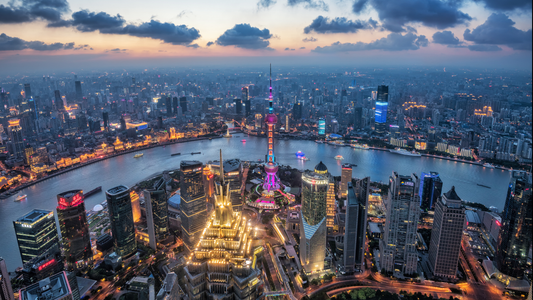 Shanghai: Listening Bars — Future Skyline, Vintage Fidelity