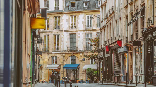 Saint-Germain-des-Prés Listening Bars — café smoke, Left Bank jazz, literary hush