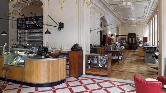 The Palazzo where sound has walls
