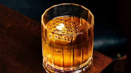 The Geometry of the Whisky Cube: How Ice Shapes the Listening Experience